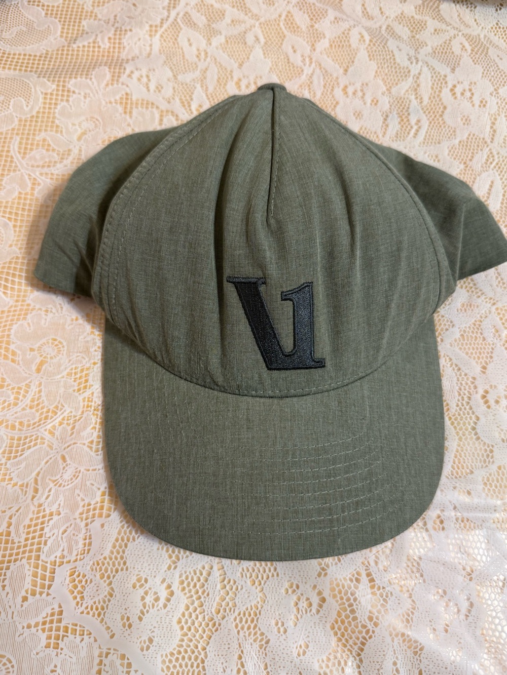 Vuori Green Hat